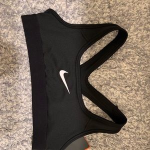 Big girls’ Black Nike Pro Sports Bra Brand New